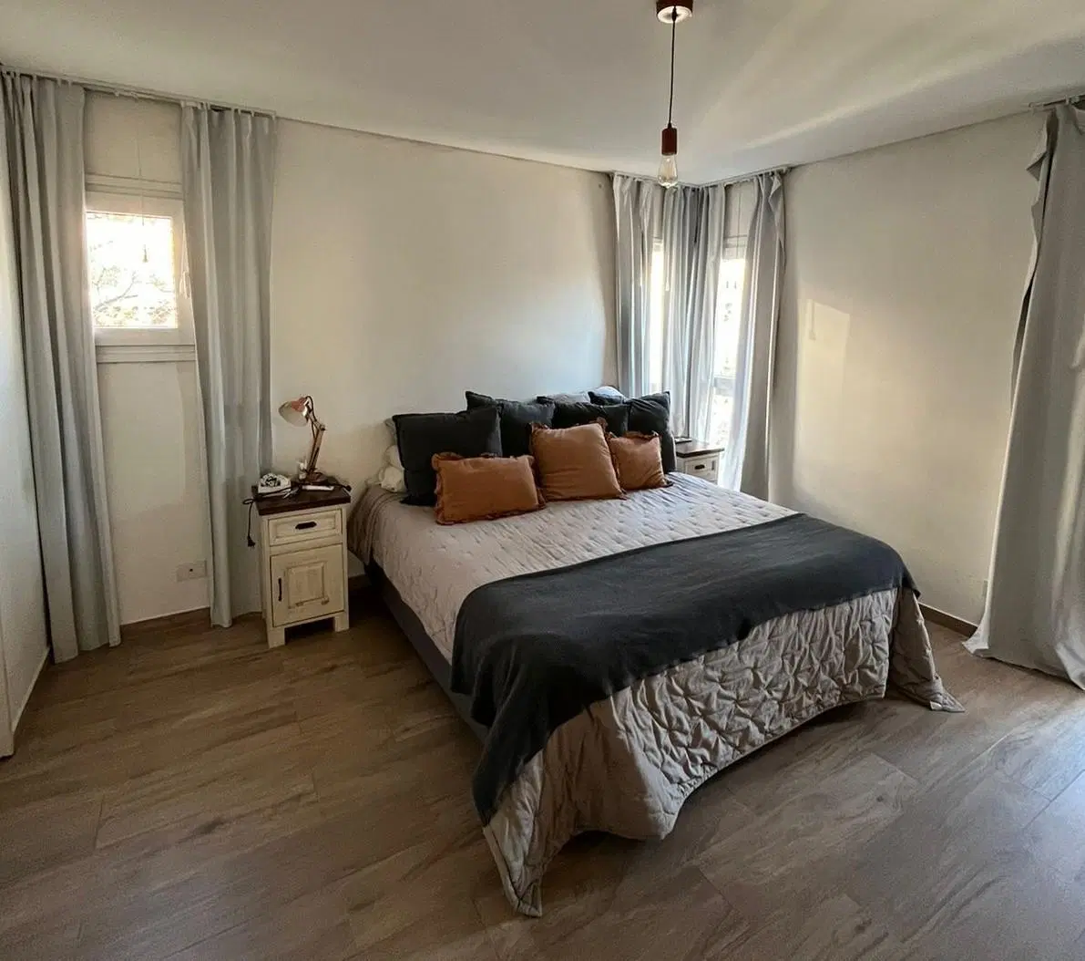 Departamento en S.Isi.-Vias/Libert. 4