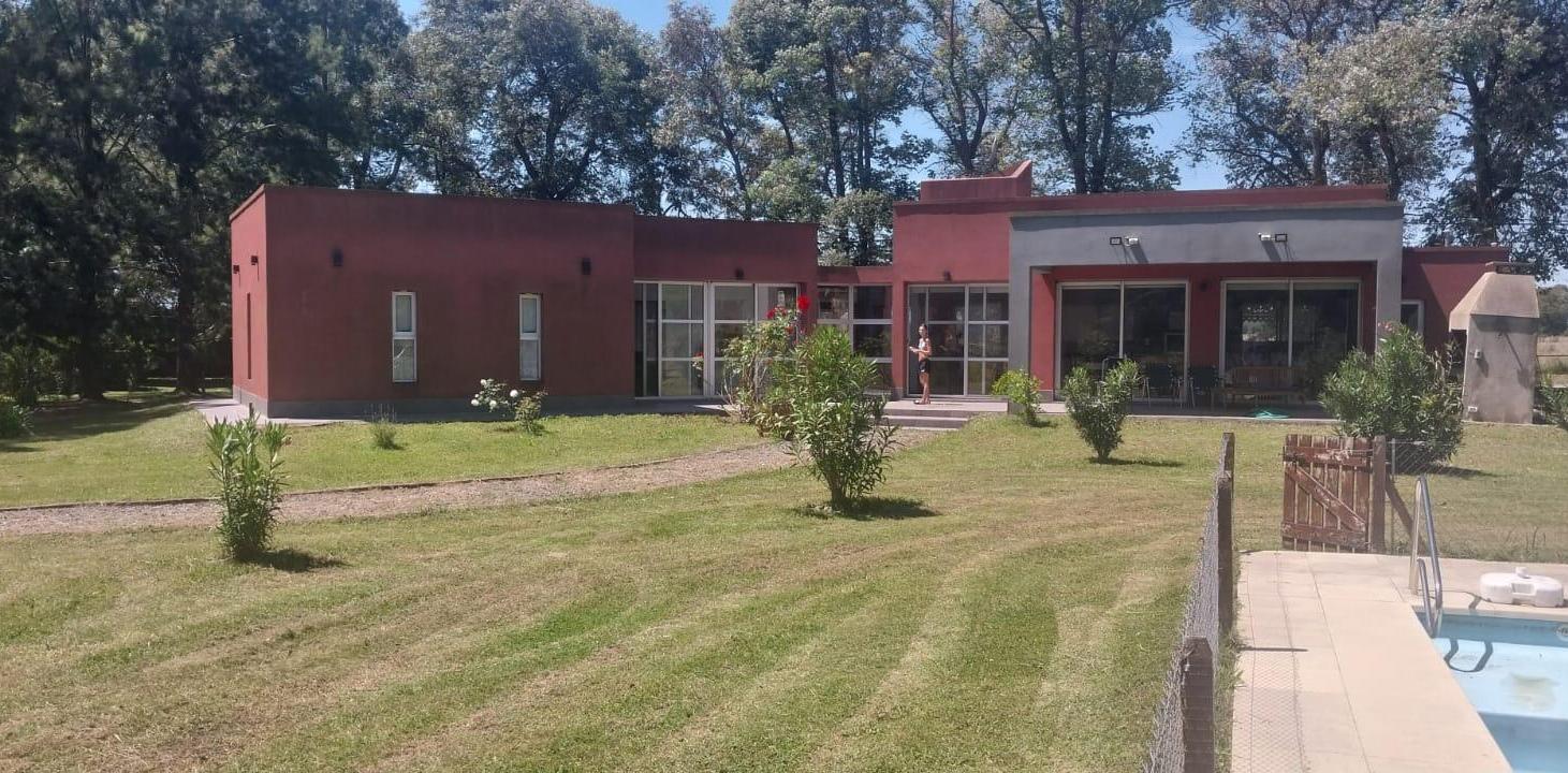 Casa  en Venta – Barrio Cerrado Campo de Roca