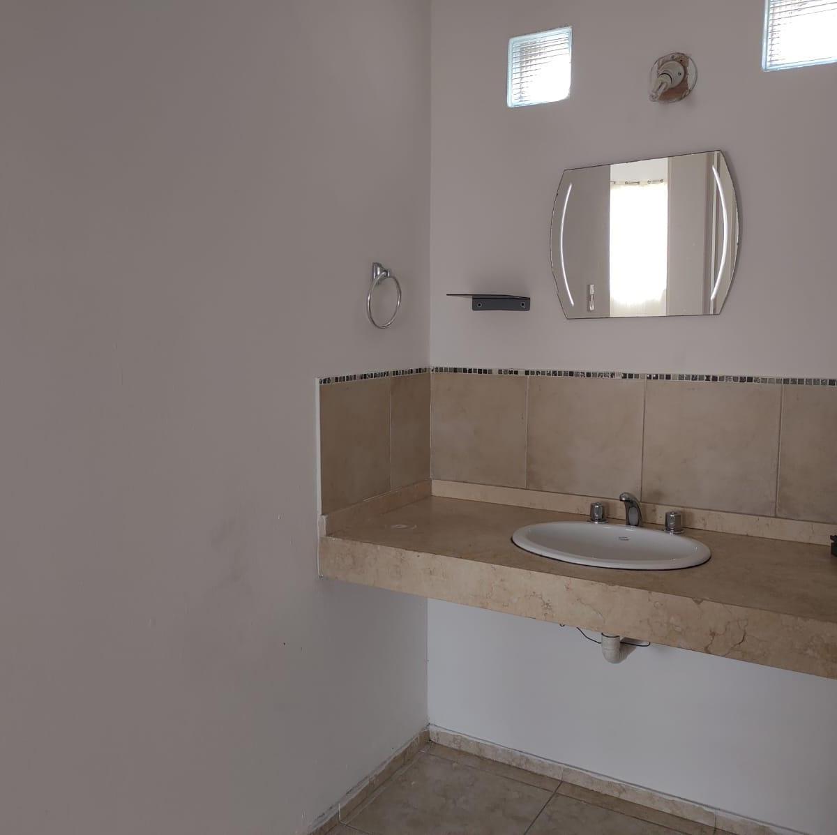 Apta crédito casa 3 dorm. zona norte a ms. Bodereau