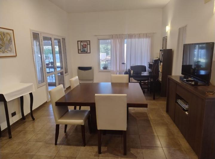 La Paloma Country. casa 3 dorm. dpto. y pileta. Villa Allende 3