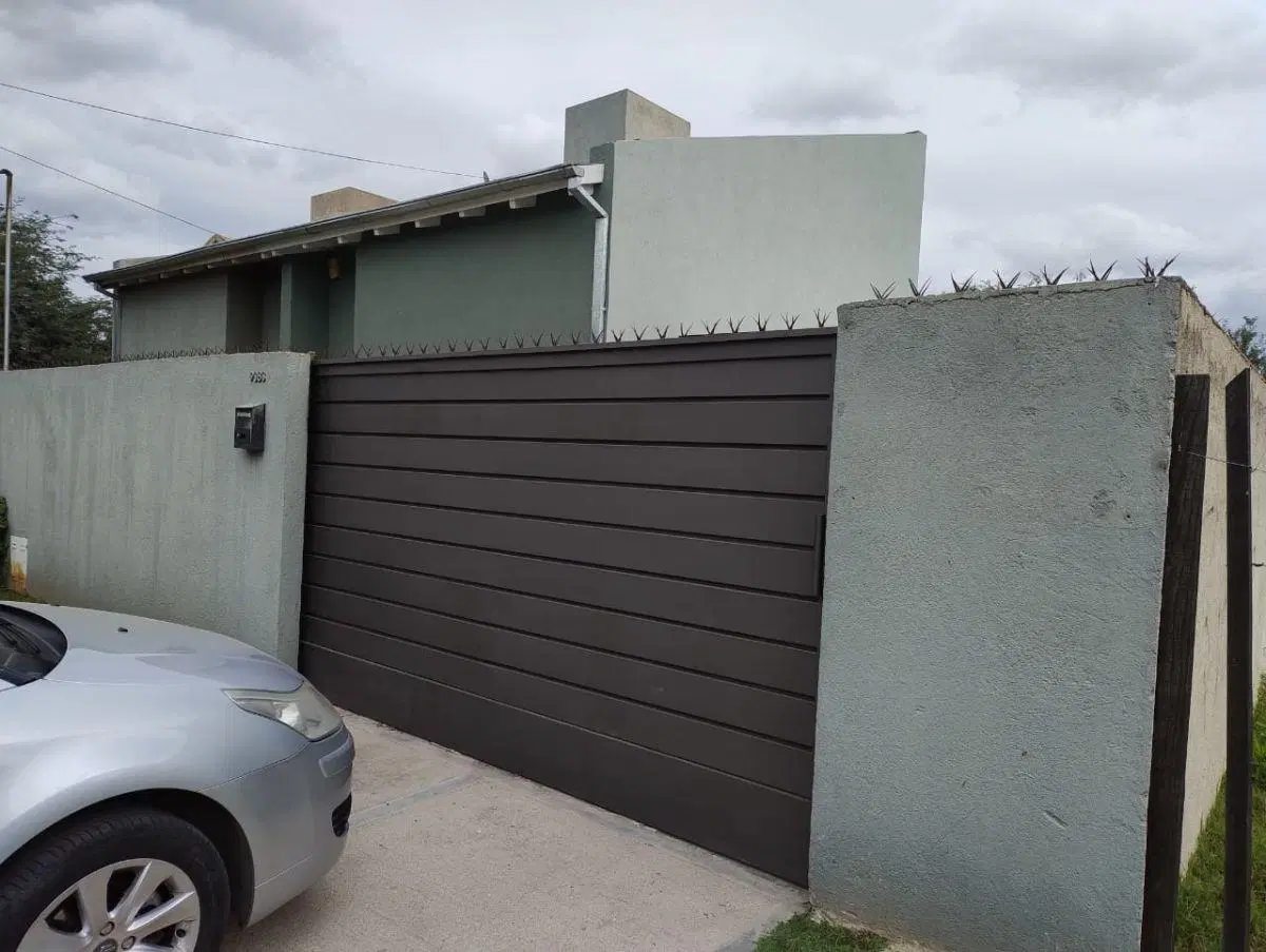 Dúplex tipo loft en Villa Rivera Indarte. Gran terreno. Apto crédito. Zona norte. 1