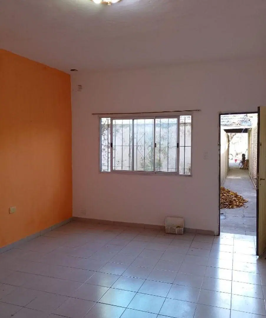 CASA PH DE 3 AMBIENTES EN ALQUILER - MORON SUR 3