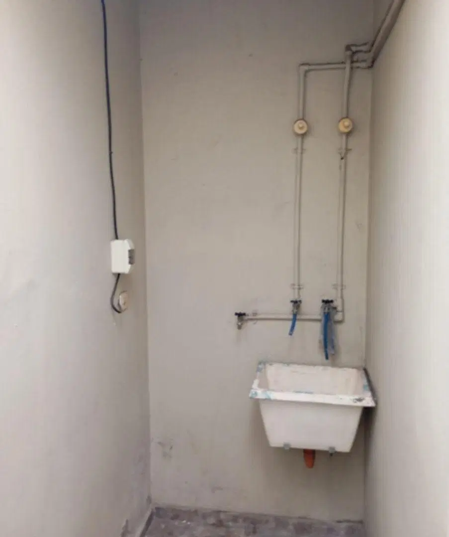 - CASA PH DE 3 AMBIENTES EN ALQUILER - 1