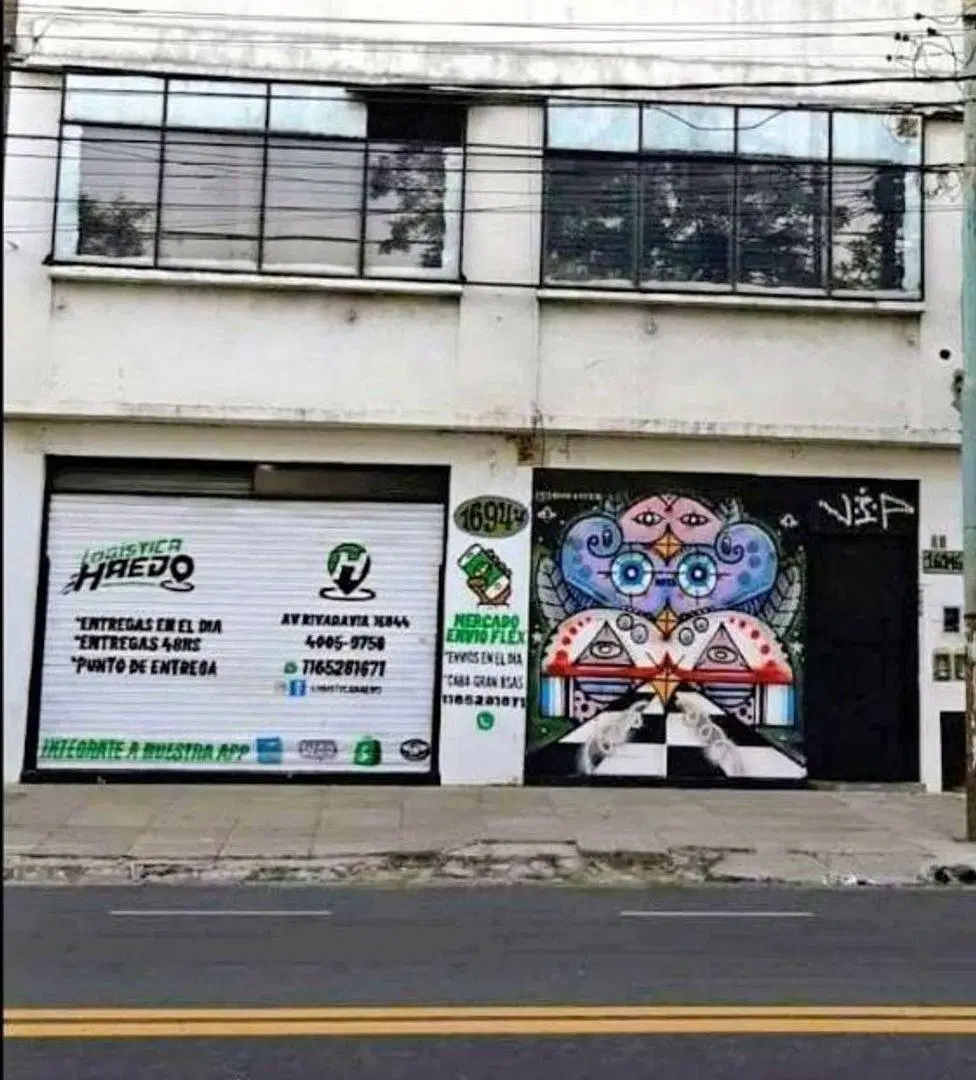 LOCAL COMERCIAL O PARA USO DE DEPOSITO - HAEDO SUR 5