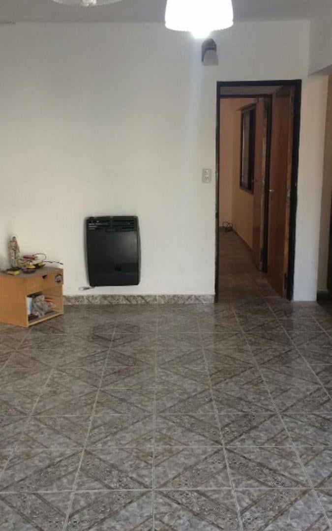 CASA PH 2 AMBIENTES AL FRENTE