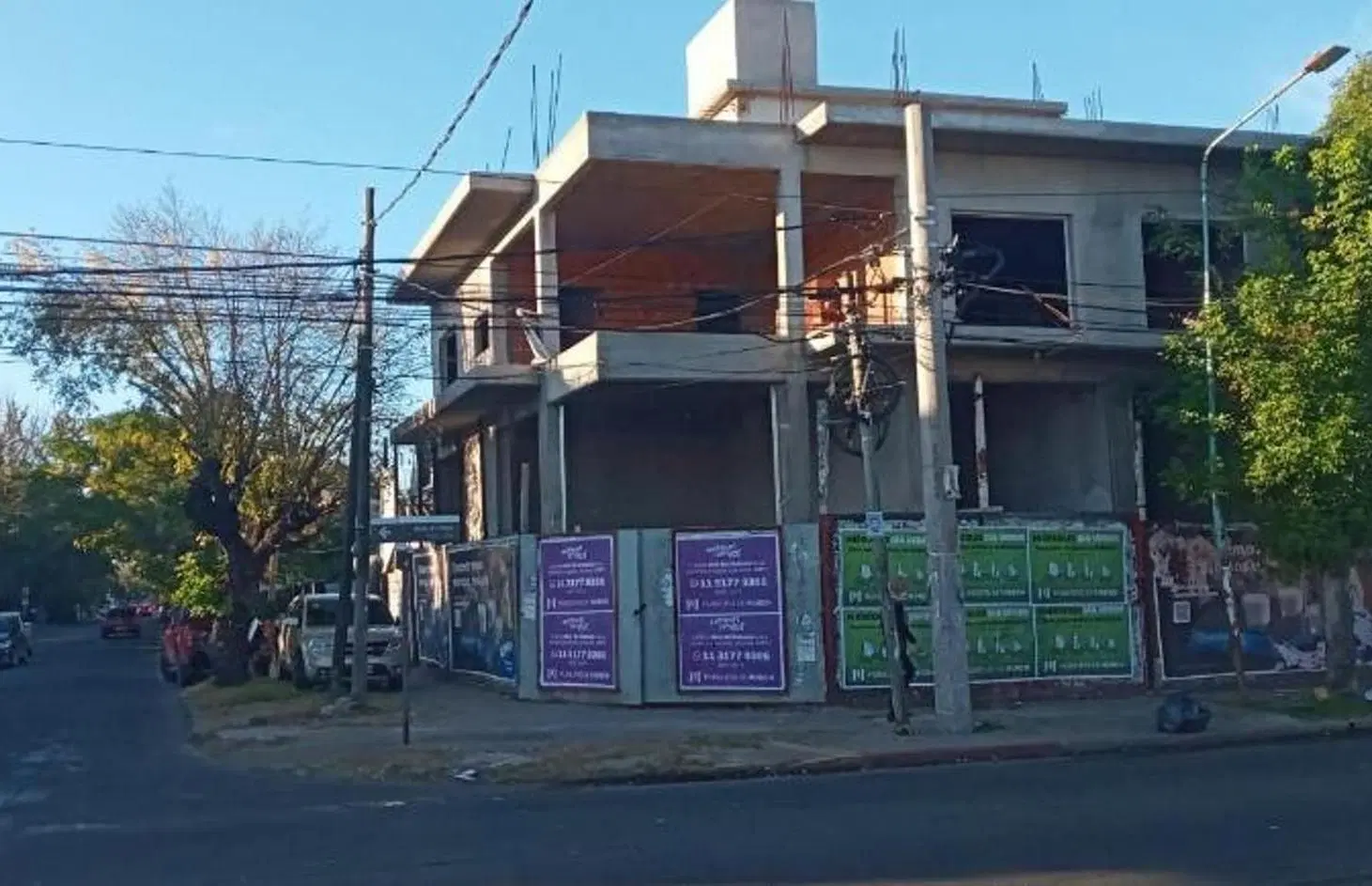 CASTELAR VENTA DE 3 DEPARTAMENTOS + 6 LOCALES 5