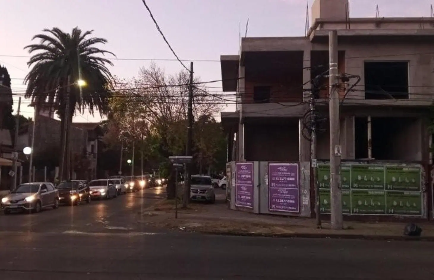 CASTELAR VENTA DE 3 DEPARTAMENTOS + 6 LOCALES 1