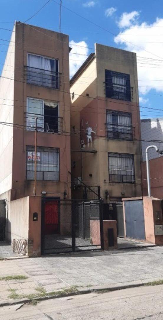 DEPARTAMENTO MONOAMBIENTE EN VENTA - MORON CENTRO