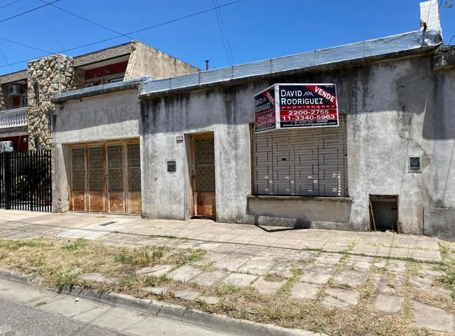VENTA - CASA AMERICANA DE 3 AMBIENTES A RECICLAR - MORON 3