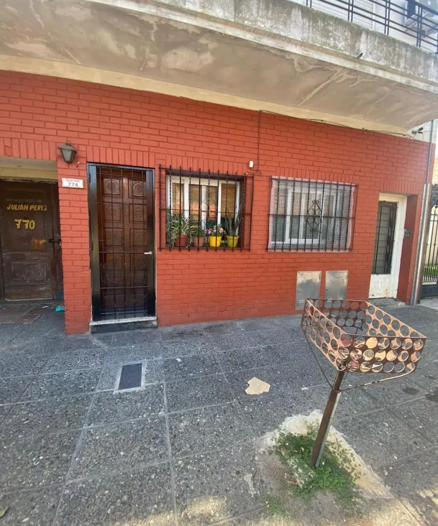 CASA PH DE 3 AMBIENTES EN VENTA - MORON CENTRO 8