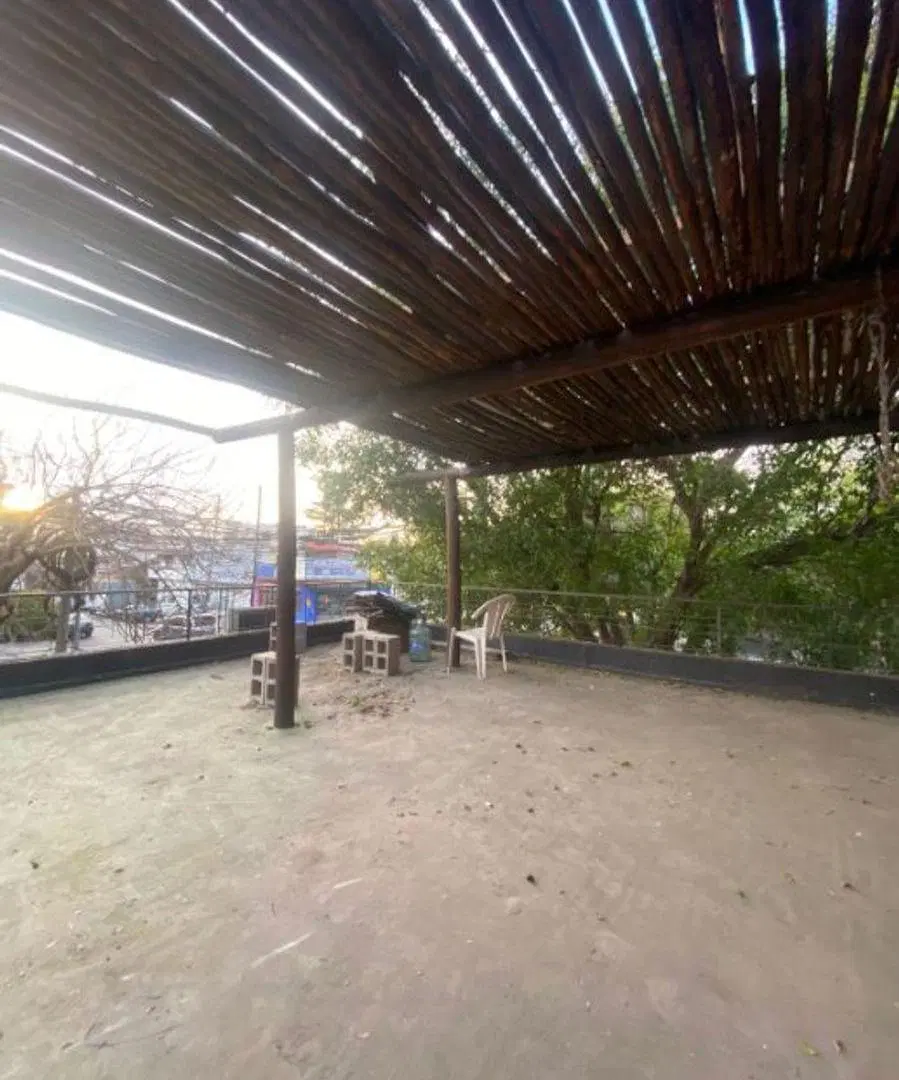 CASA DE 6 AMBIENTES EN VENTA 4