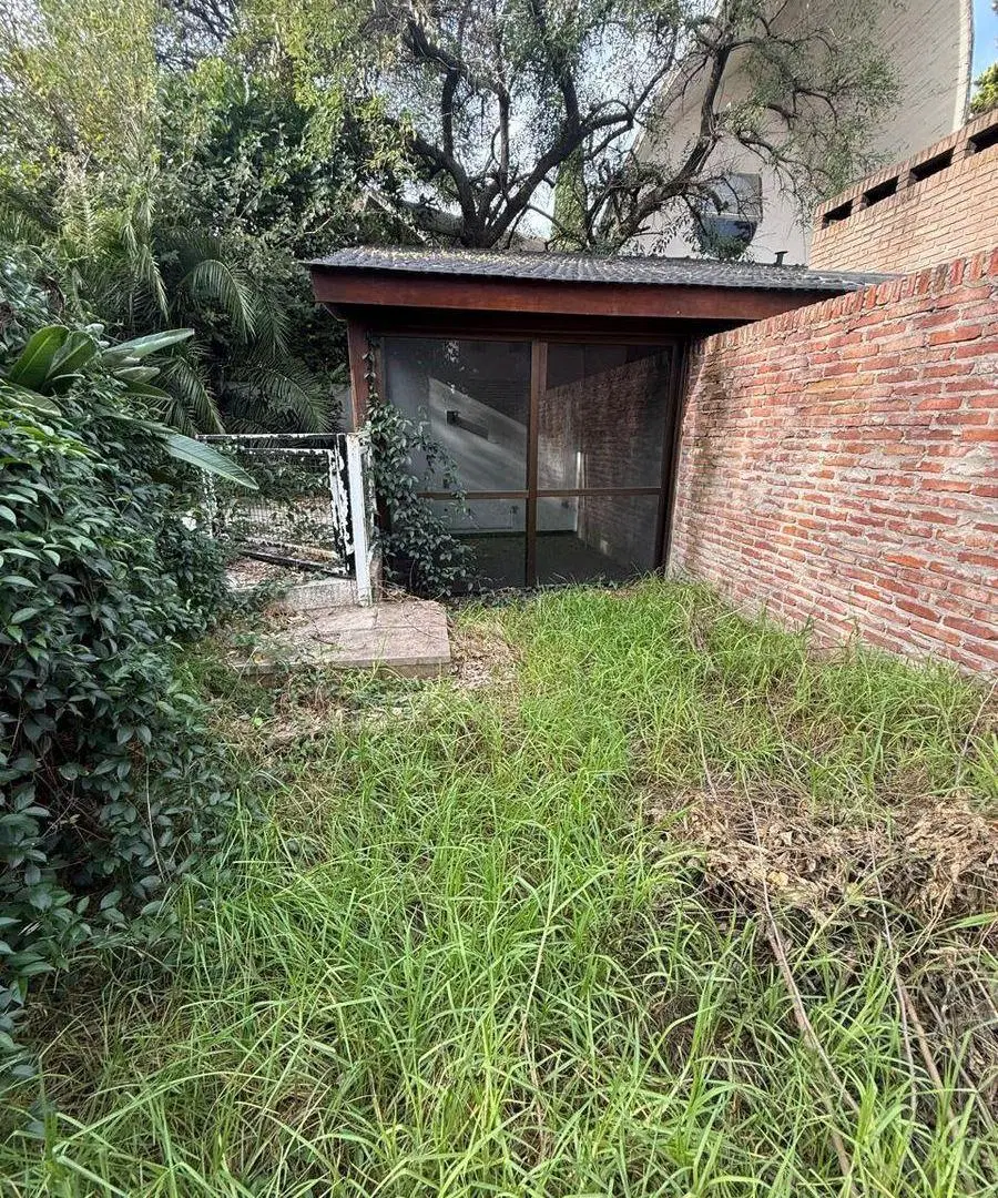 IMPORTANTE LOTE EN VENTA DE 300 MTRS2 4
