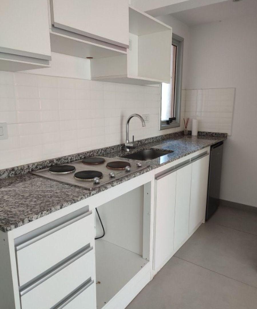 DEPARTAMENTO DE 2 AMBIENTES CON BALCON