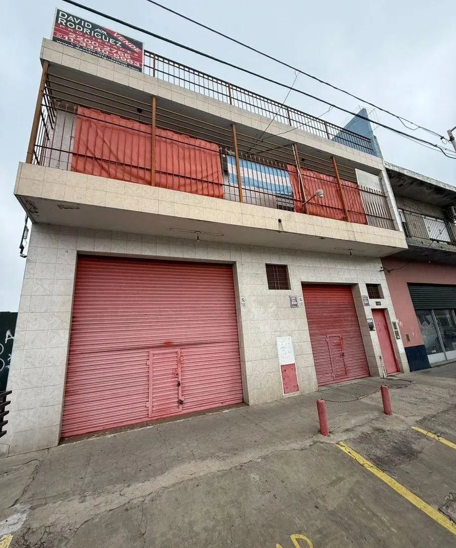 CASA DE 3 AMBIENTES EN VENTA - MORON SUR 4