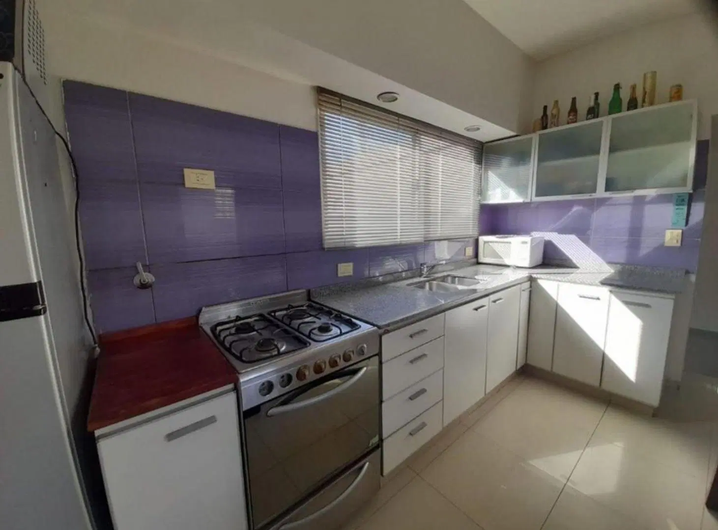 CASA IDEAL 2 FAMILIAS EN VENTA - LOMAS DEL MIRADOR 1