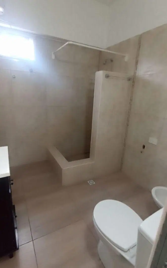 PH DE 4 AMBIENTES EN VENTA EN MORON NORTE 3