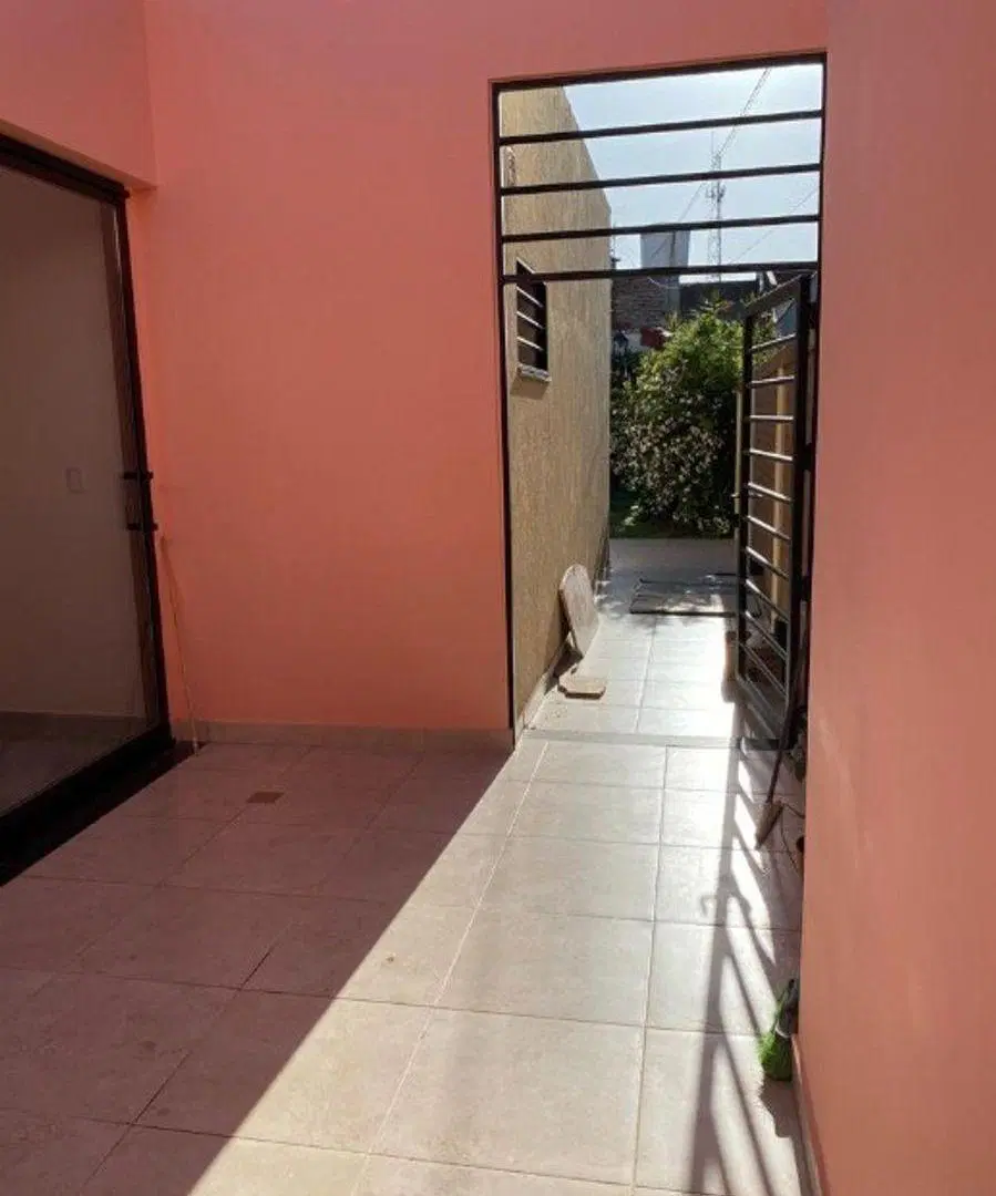 CASA DE 3 AMBIENTES EN VENTA - MORON NORTE 5
