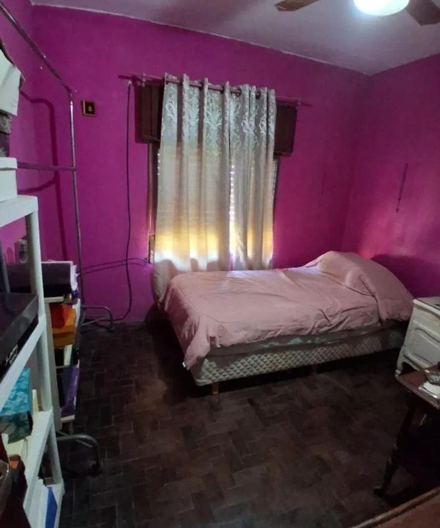 EN VENTA CASA 4 AMBIENTES EN CASTELAR SUR 4