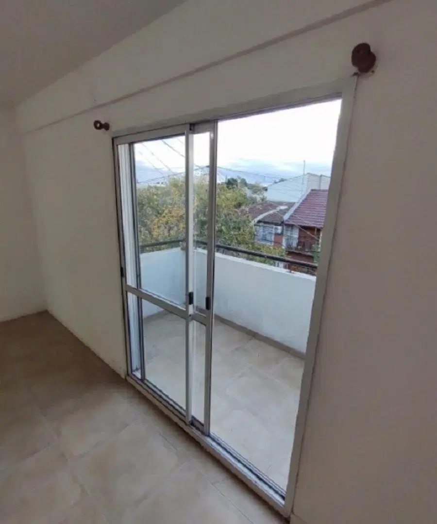 DEPARTAMENTO MONOAMBIENTE EN VENTA - MORON 5