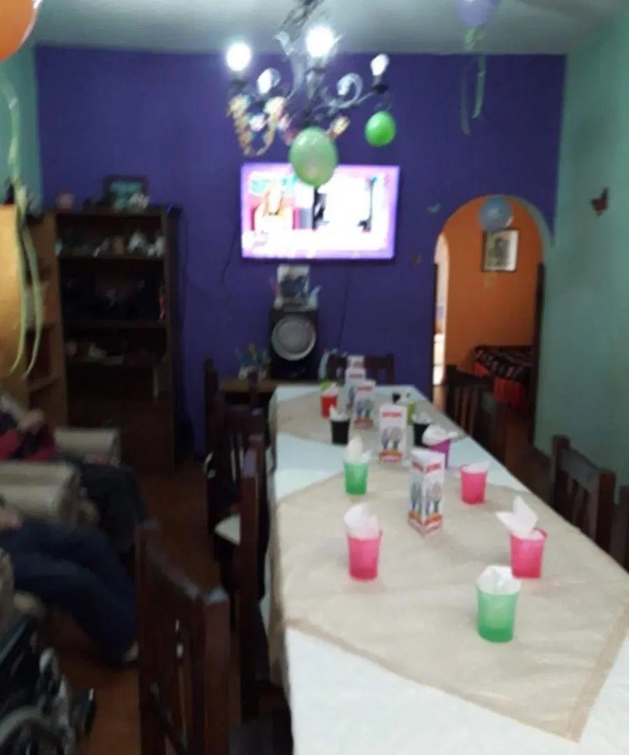 EXCELENTE INMUEBLE COMERCIAL, ACTUALMENTE HABILITADO COMO GERIATRICO- 1