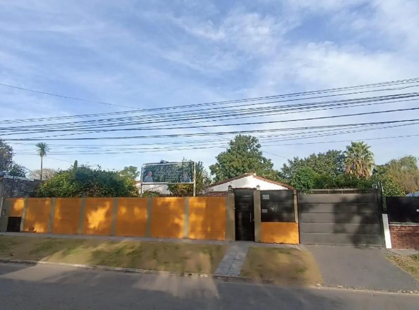 EXCELENTE INMUEBLE COMERCIAL, ACTUALMENTE HABILITADO COMO GERIATRICO- 3