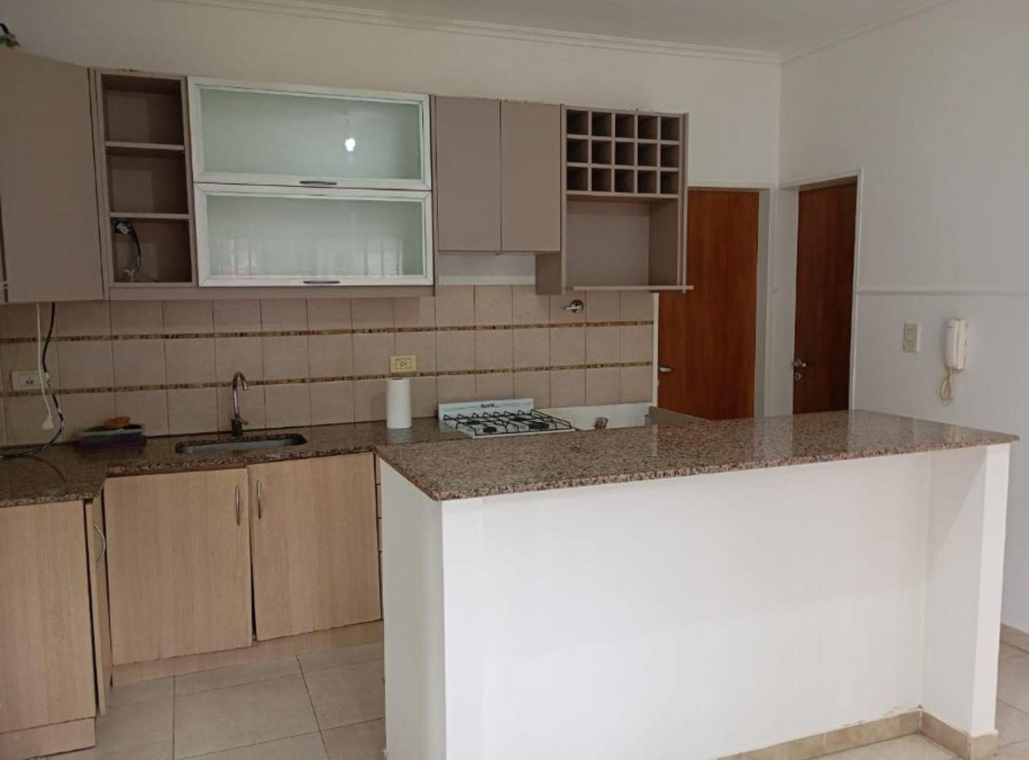 Foto de DEPARTAMENTO DE 2 AMBIENTES EN VENTA, imagen 4