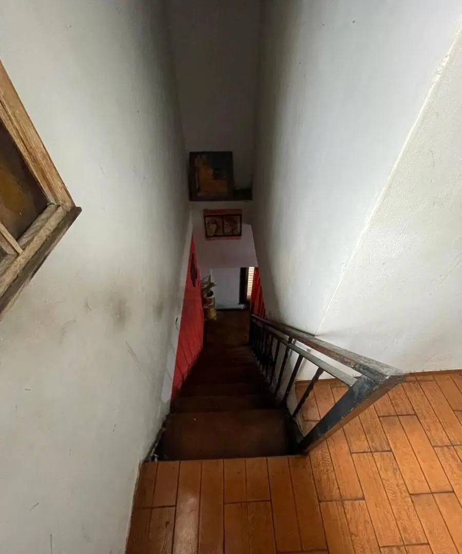CHALET DE 5 AMBIENTES EN CASTELAR NORTE 4