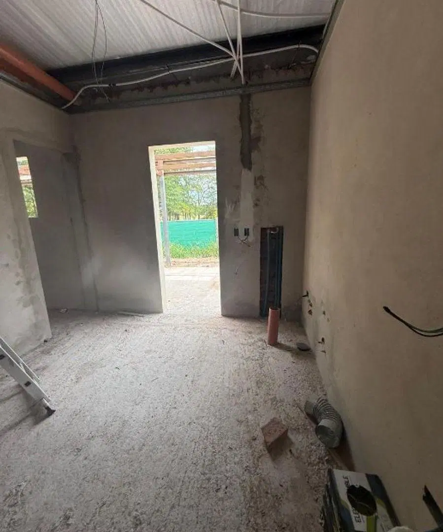 CASA DE CATEGORIA DE 5 AMBIENTES A ESTRENAR 3