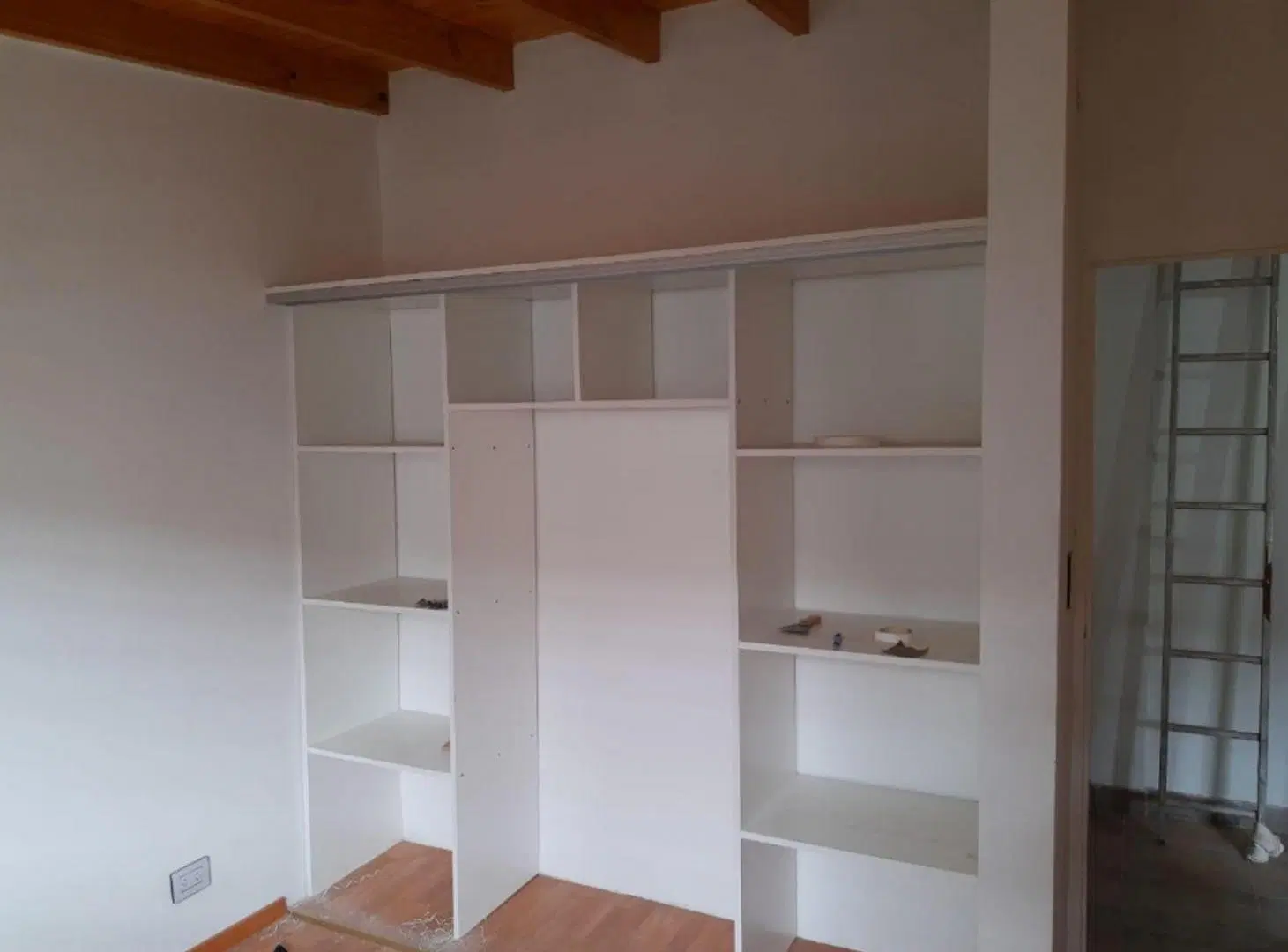 VENTA EN BLOCK DEPARTAMENTOS MAS GALPON - MORON NORTE 3