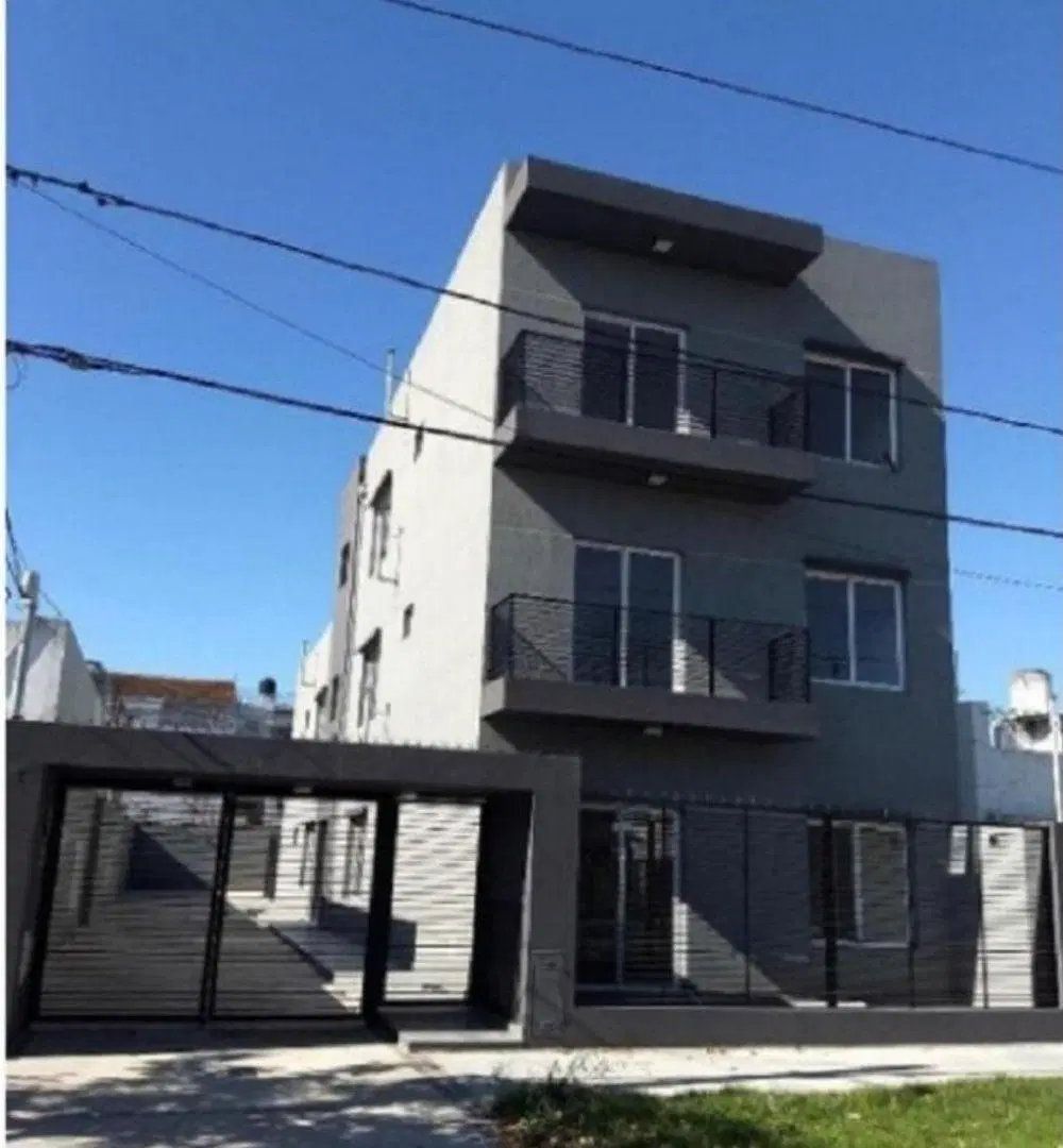 BLOCK EN VENTA DE 5 DEPARTAMENTOS DE 3 AMBIENTES + 3 COCHERAS - MERLO NORTE 2