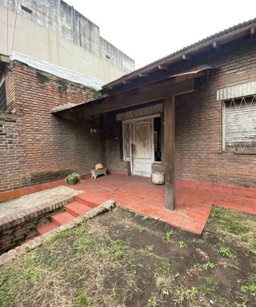 CHALET DE 4 AMBIENTES A REFACCIONAR - MORON NORTE 4