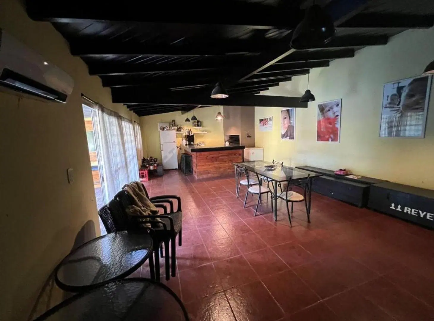 CASA DE 6 AMBIENTES EN EXCELENTES CONDICIONES - VILLA UDAONDO 8