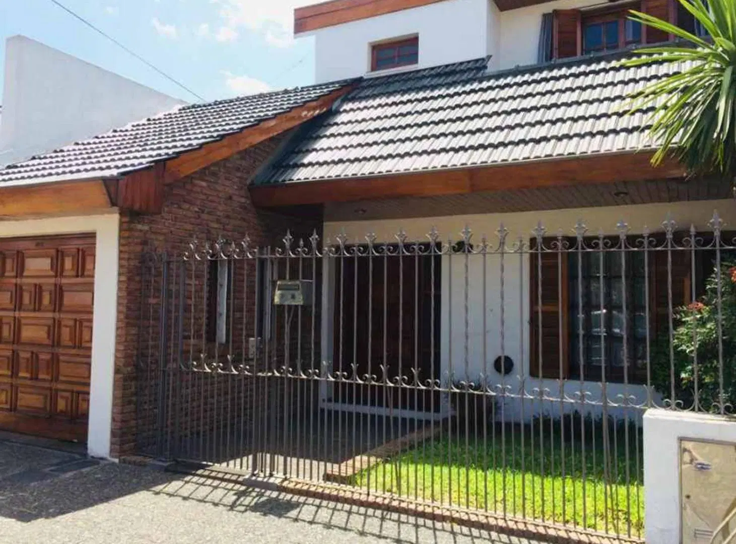 CHALET DE 4 AMBIENTES EN ZONA RESIDENCIAL EN VENTA - RAMOS MEJIA SUR 4