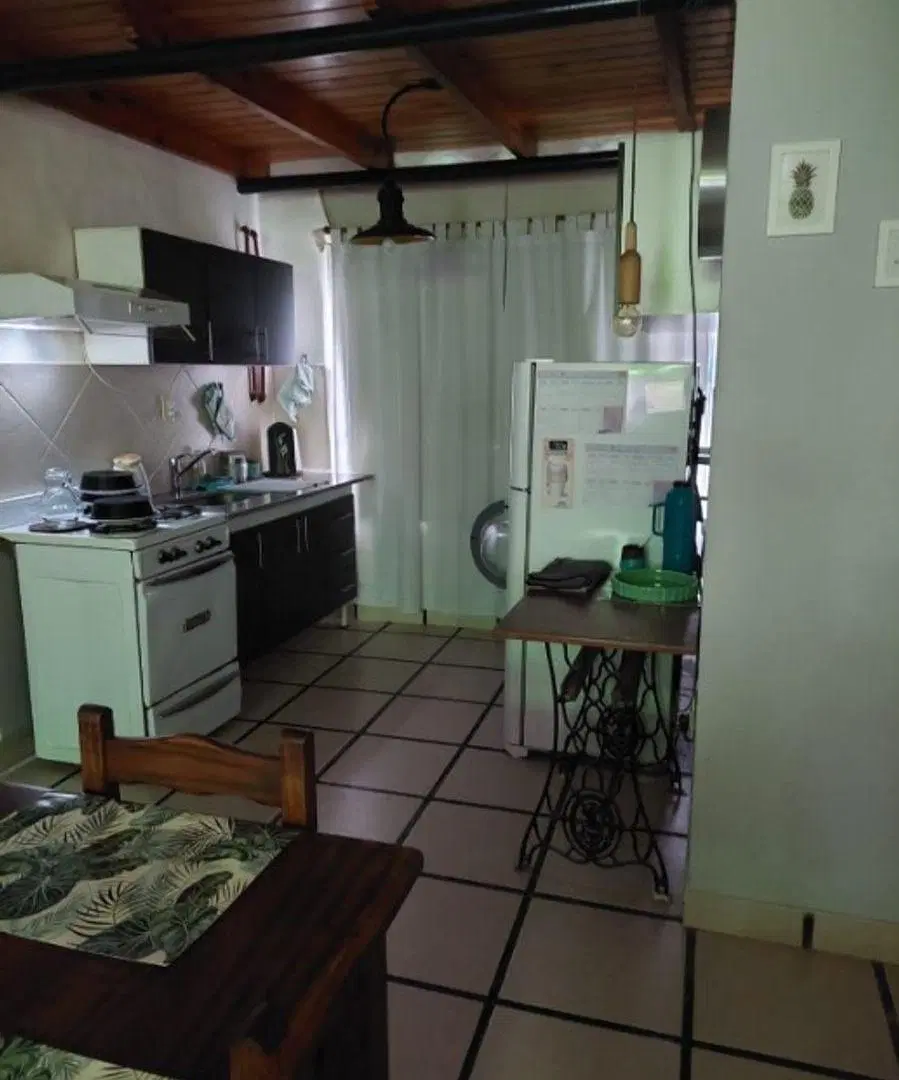 CASA QUINTA DE 3 AMBIENTES EN LOTE DE 1500 MTS2 -BRANDSEN 3