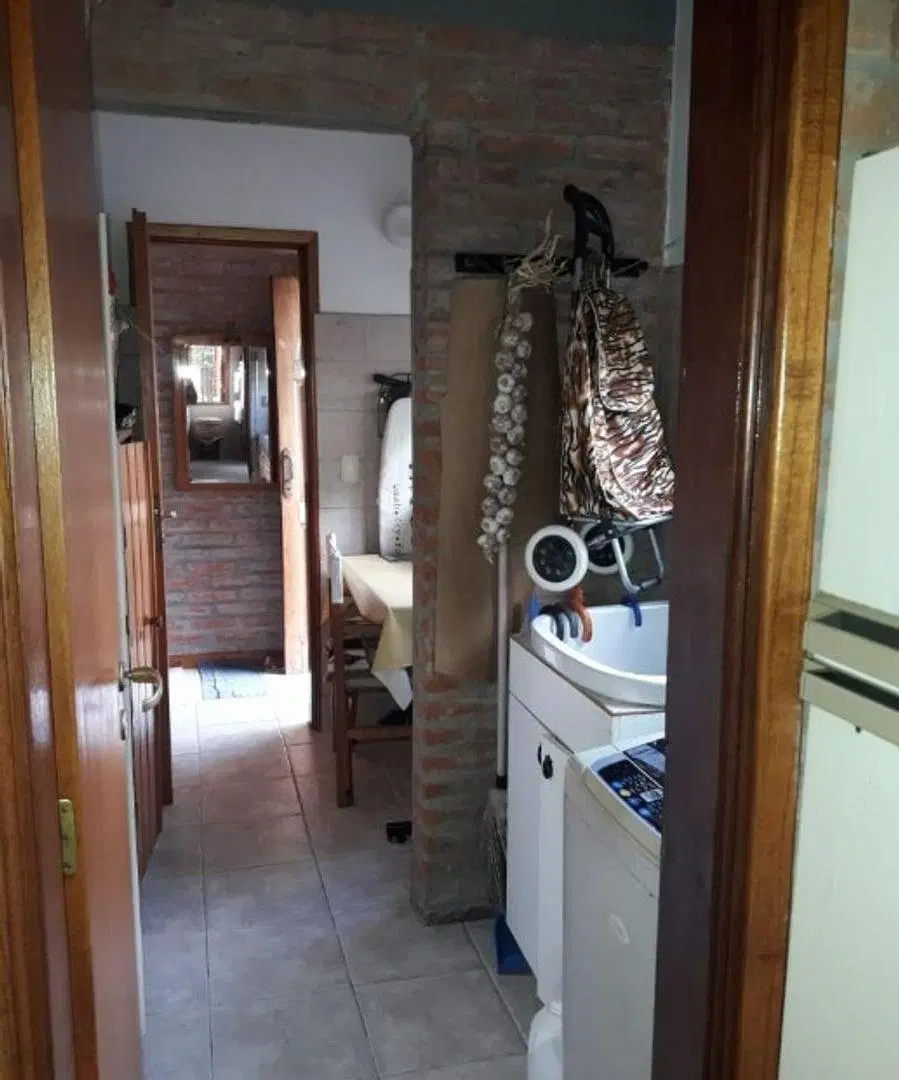 CHALET PARA DOS FAMILIAS EN VENTA - HAEDO NORTE 2