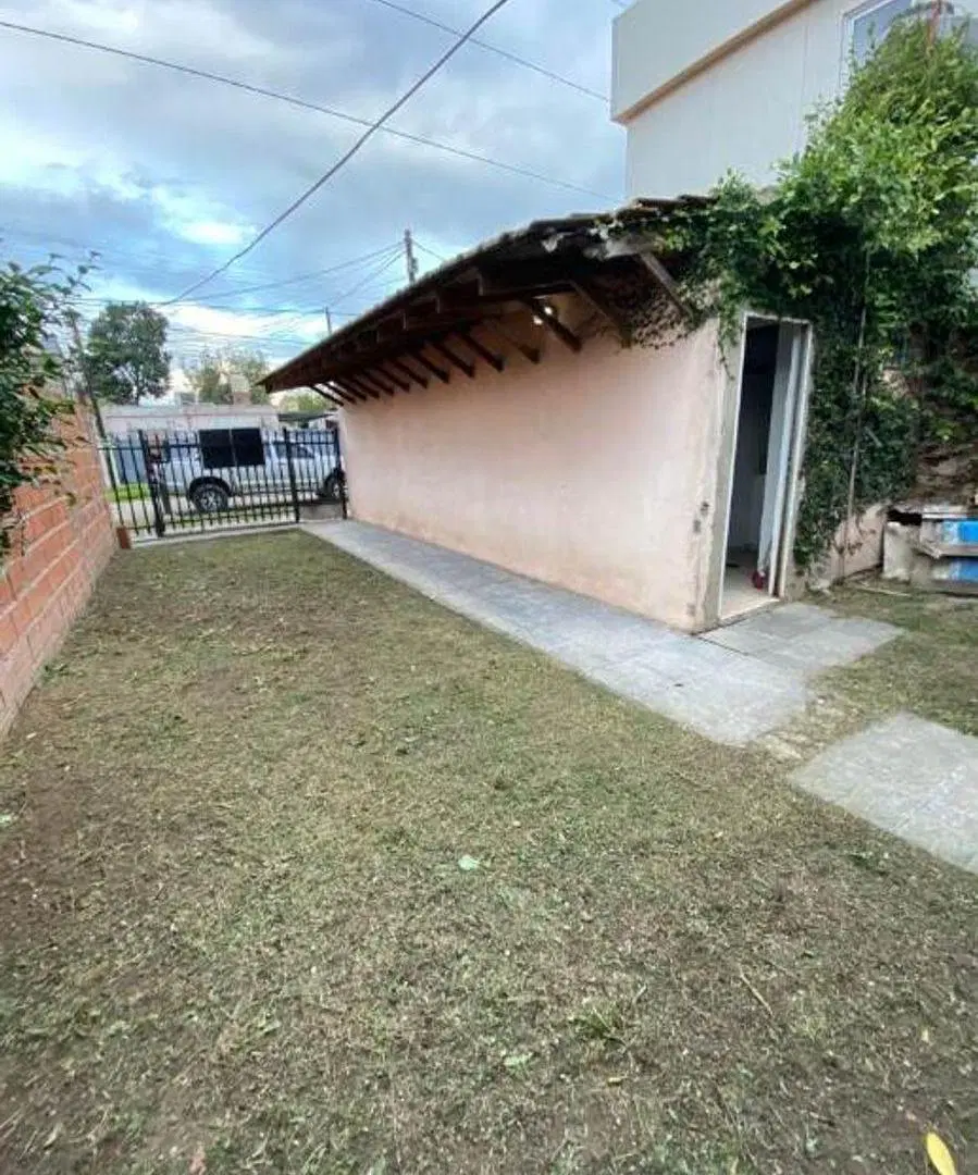 CASA PH MONOAMBIENTE EN VENTA - ITUZAINGO NORTE 3