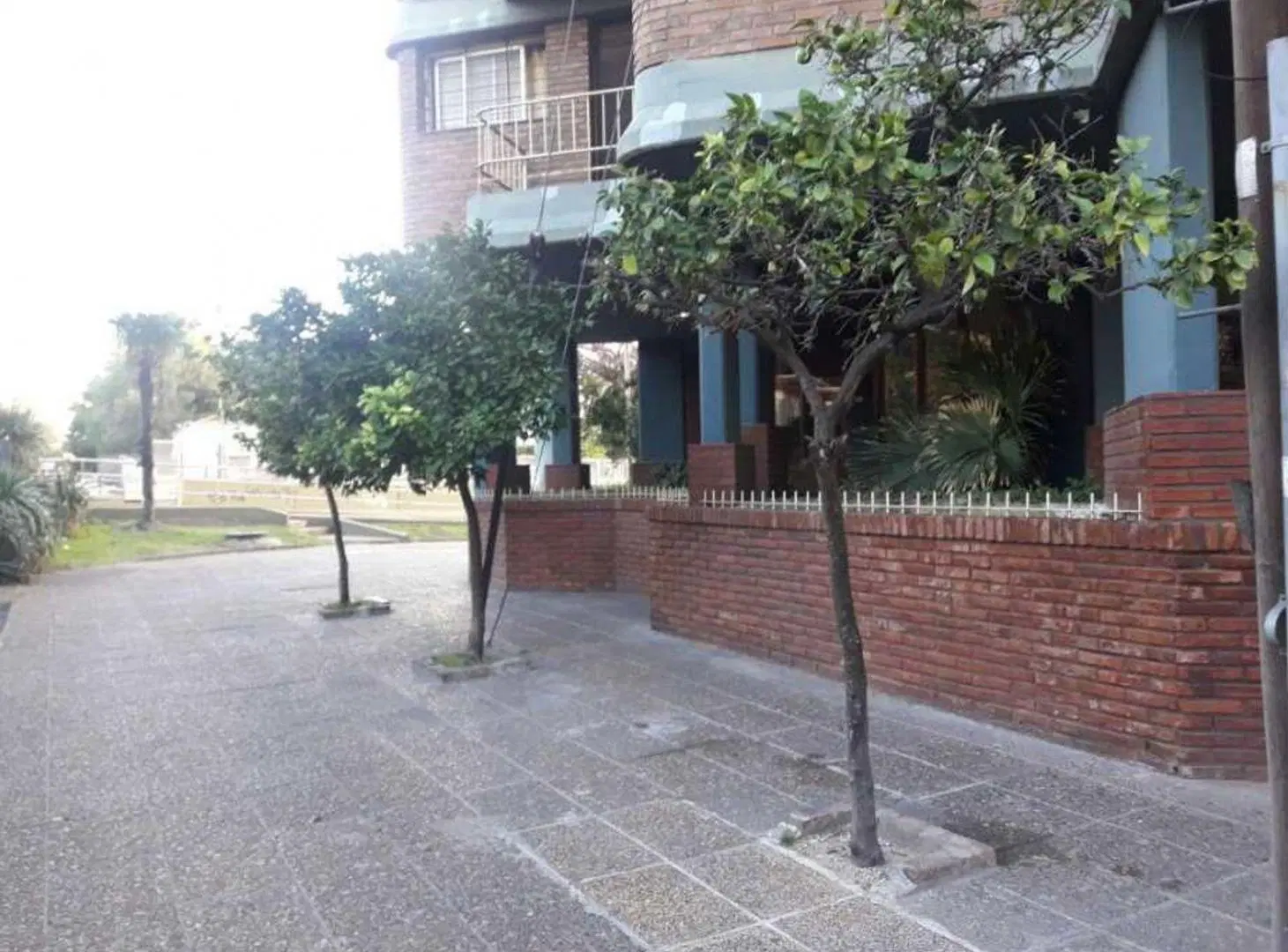 COCHERA CUBIERTA EN VENTA - MORON NORTE 4