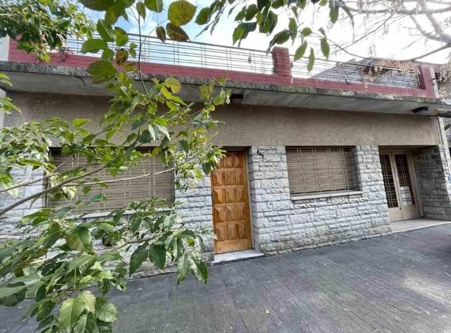 CASA IDEAL 2 FAMILIAS EN VENTA - RAMOS MEJIA SUR 4