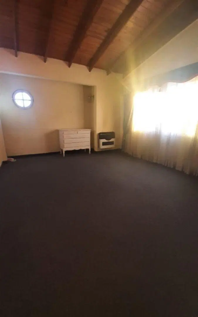 CHALET DE 4 AMBIENTES EN VENTA - ITUZAINGO NORTE 5