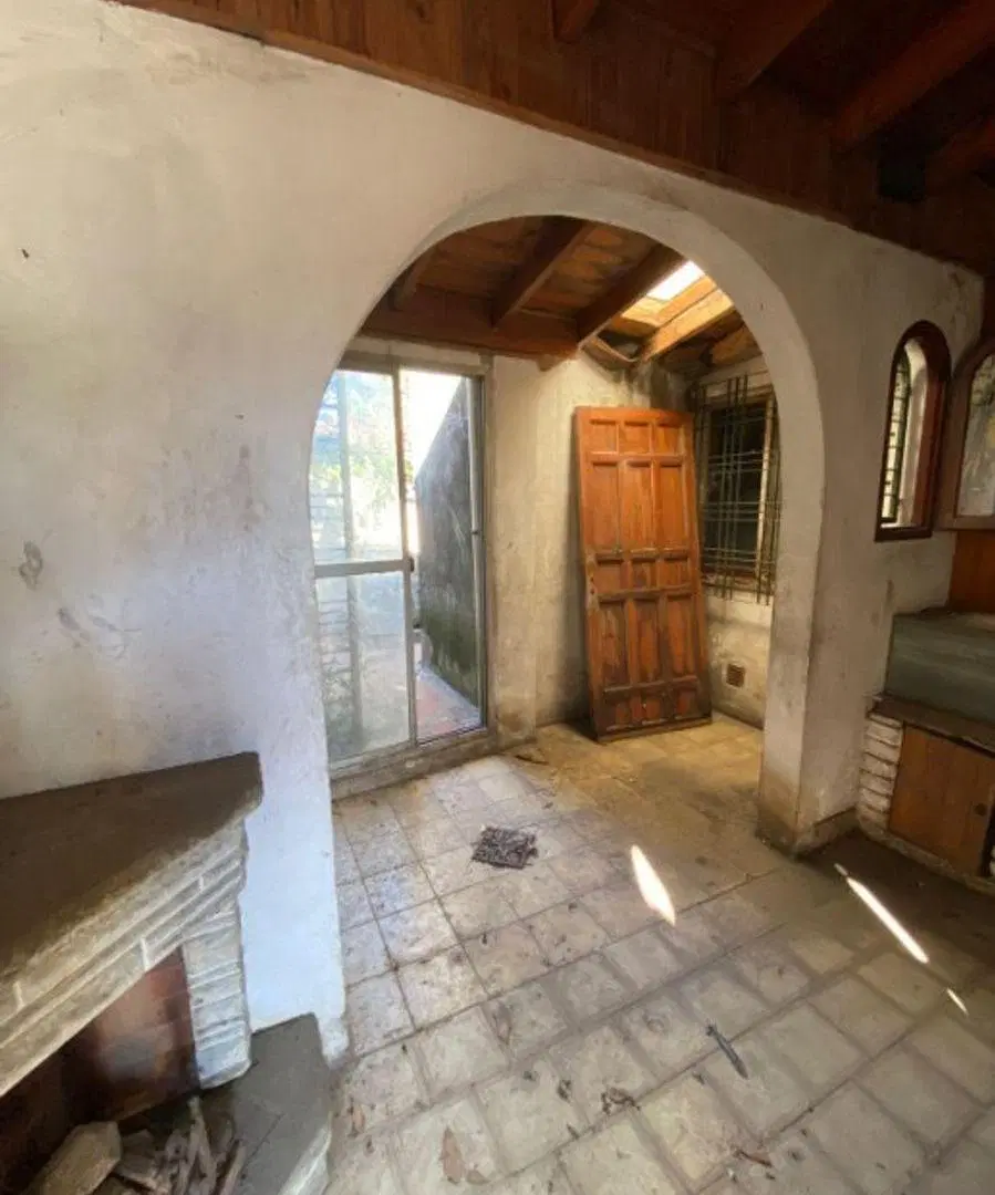 CASA PH DE 4 AMBIENTES EN VENTA - VILLA TESEI 1