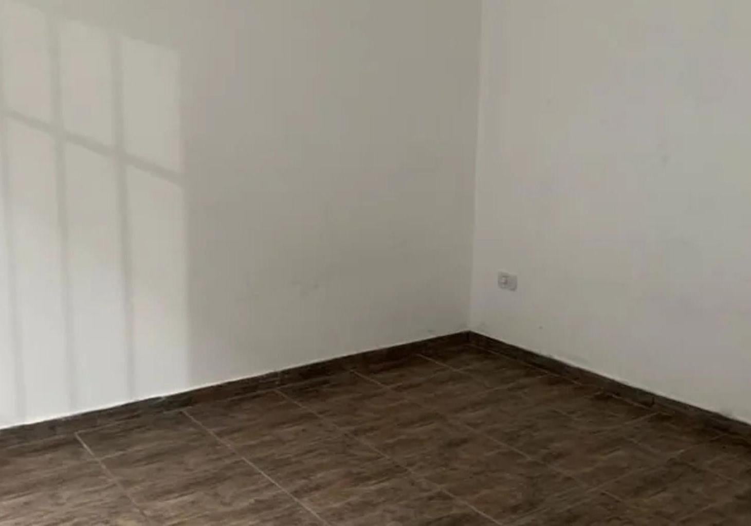 DEPARTAMENTO DE 2 AMBIENTES EN VENTA - CASTELAR NORTE