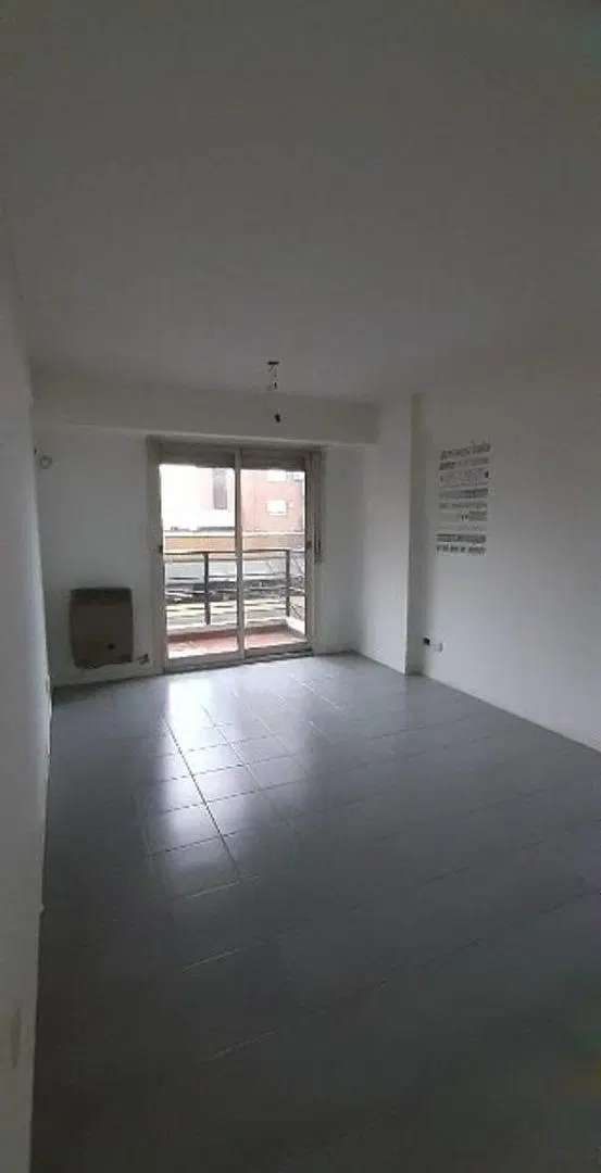 DEPARTAMENTO DE 2 AMBIENTES EN TORRES MORON 3