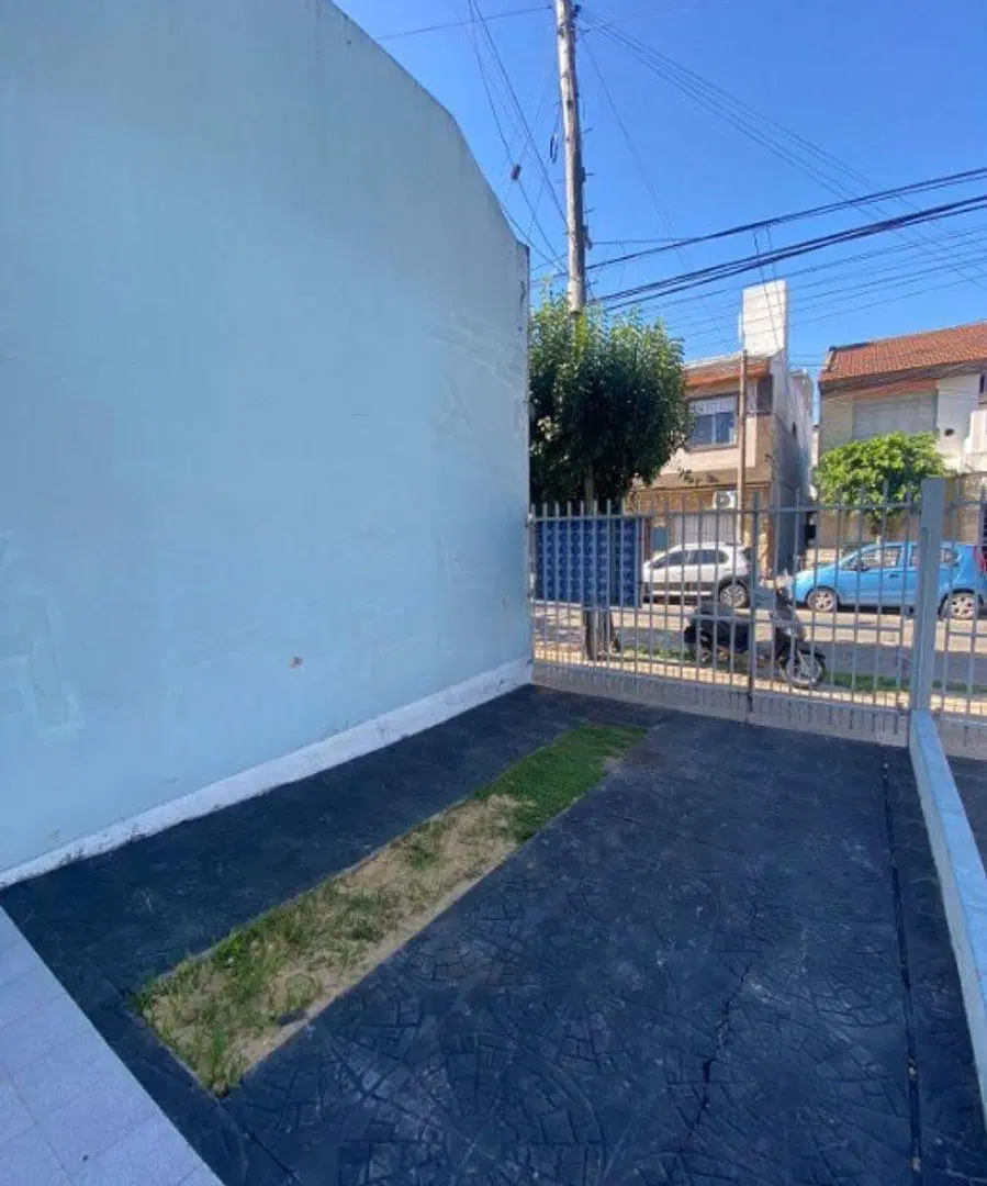 DEPARTAMENTO DE 3 AMBIENTES AL FRENTE 1