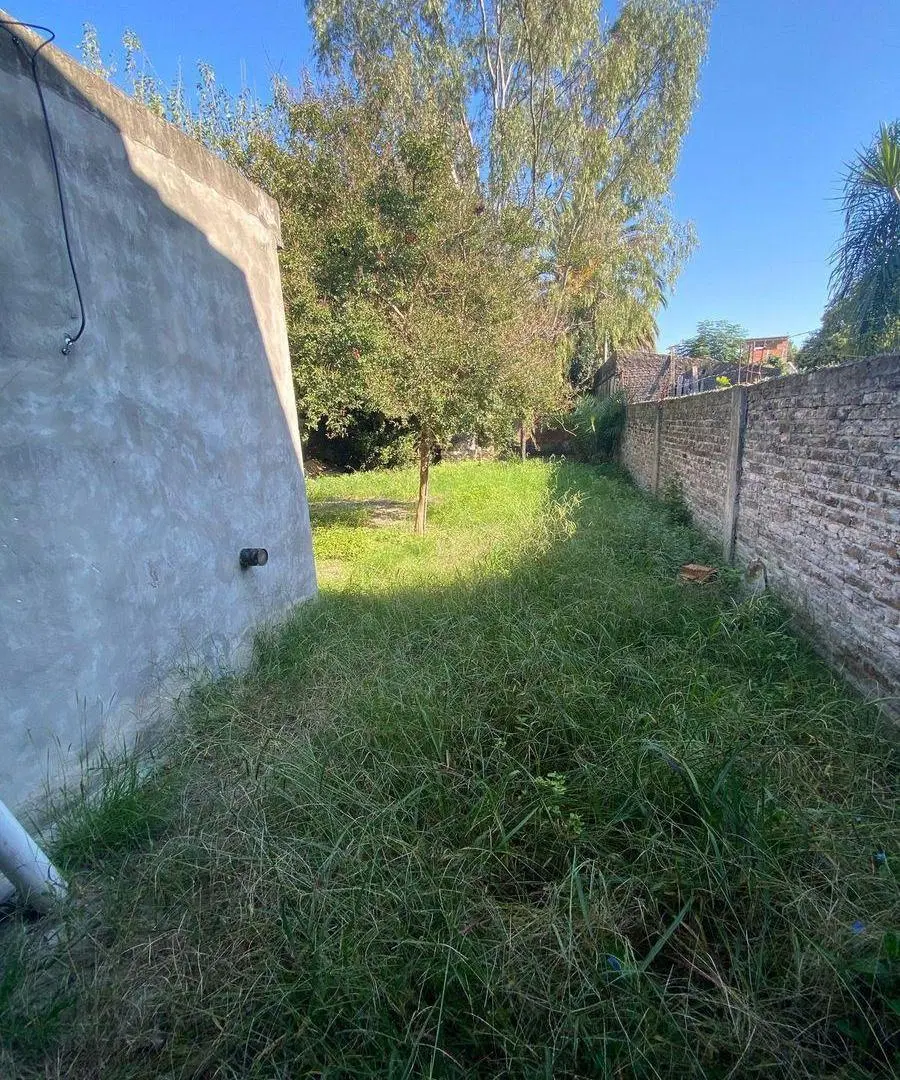 VENTA DE 2 DEPARTAMENTOS TIPO CASA 8