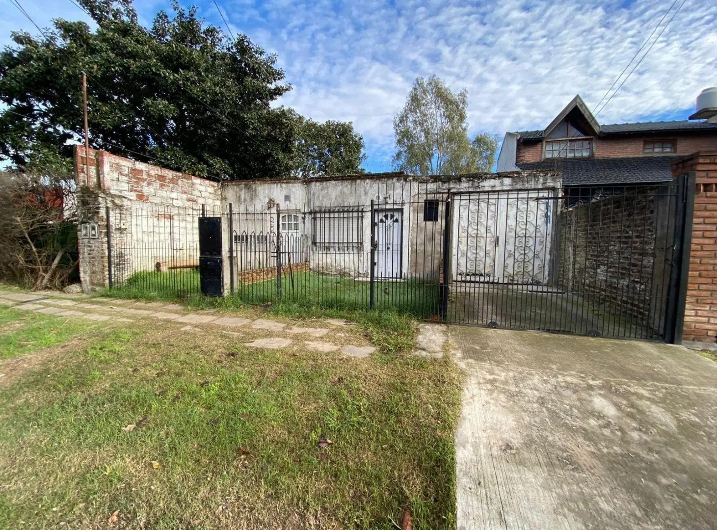 VENTA DE 2 DEPARTAMENTOS TIPO CASA 2