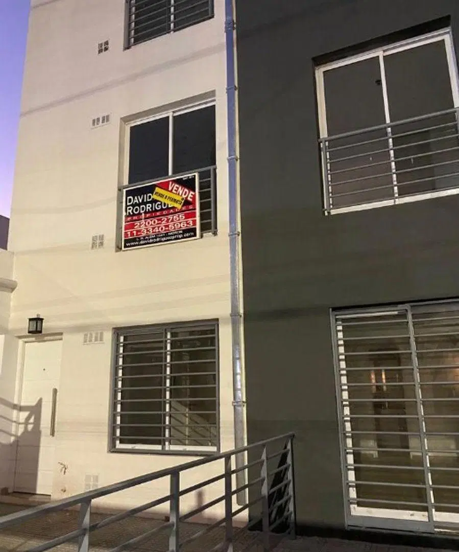 DEPARTAMENTO DE 2 AMBIENTES AL CONTRAFRENTE CON TERRAZA - 2