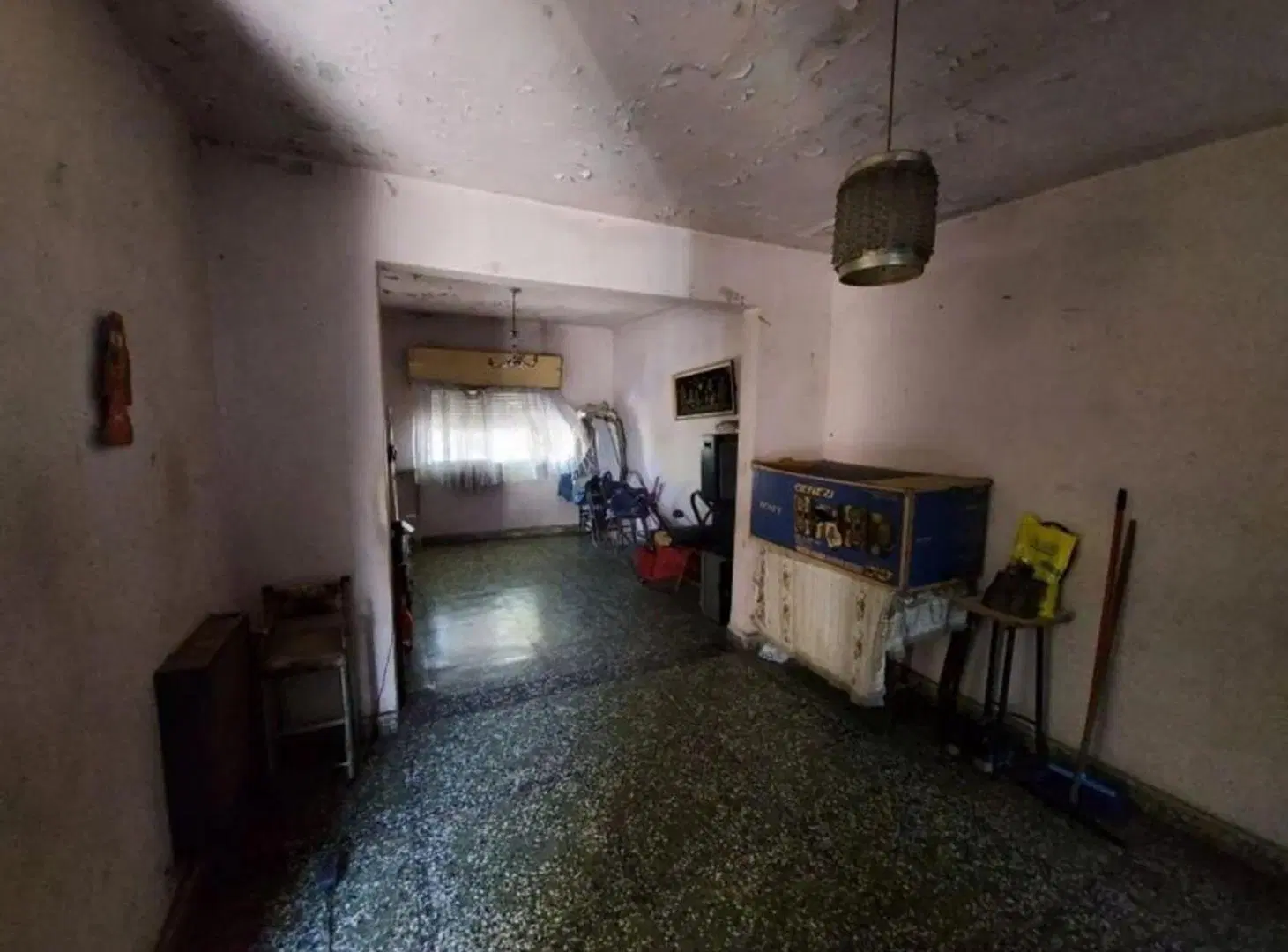 CASA DOS PLANTA DE 4 AMBIENTES - MORON SUR 2