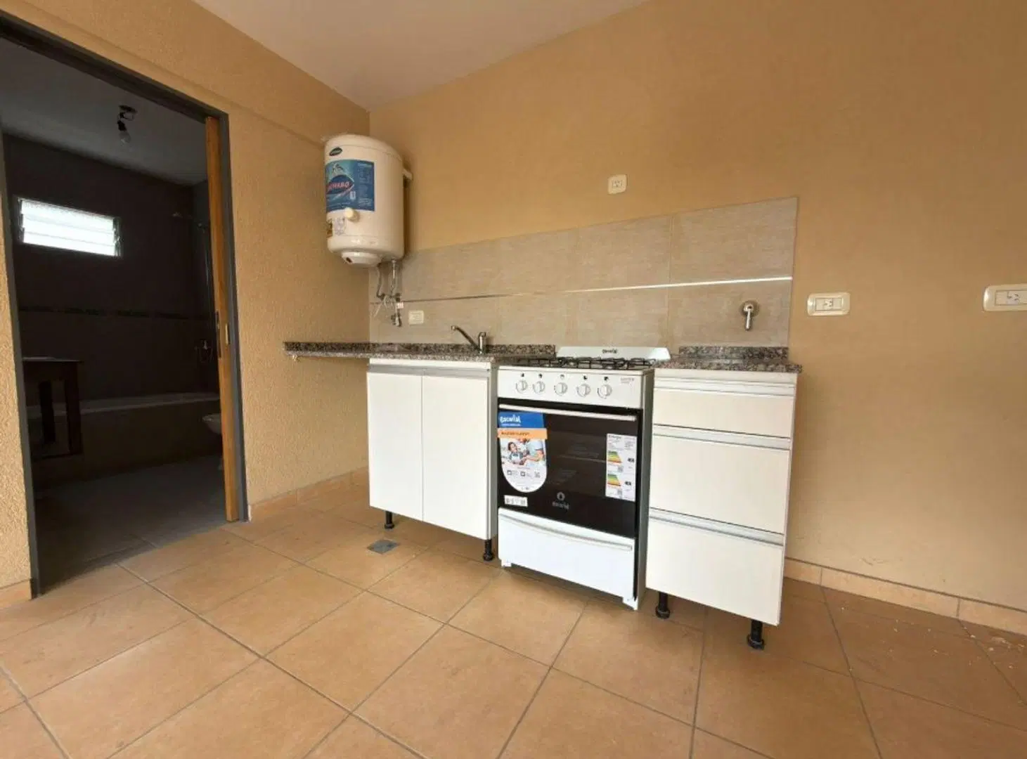 DEPARTAMENTO DE 2 AMBIENTES EN VENTA - MORON SUR 4