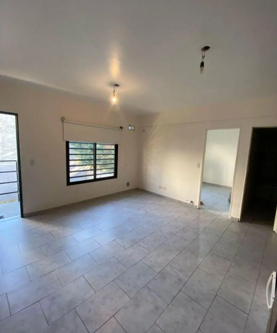 DEPARTAMENTO DE 2 AMBIENTES EN VENTA - MORON SUR 5
