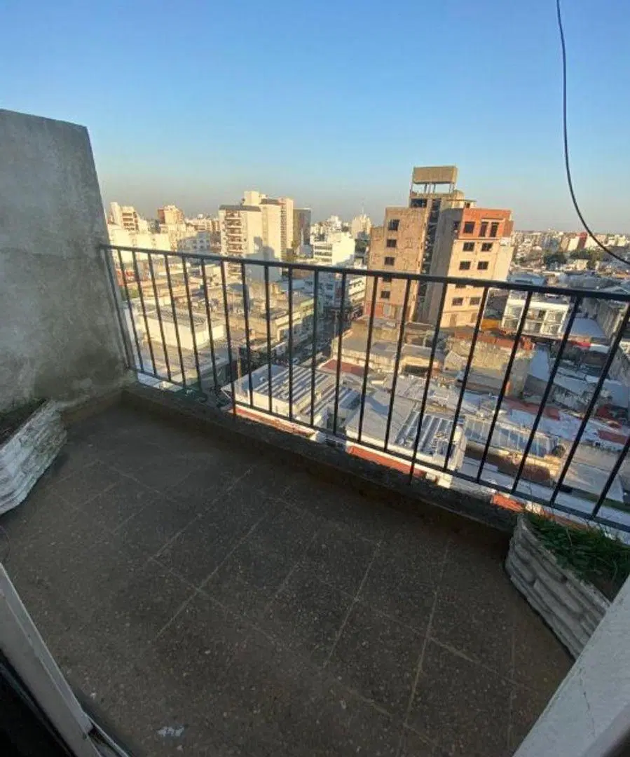 DEPARTAMENTO EN VENTA DE 3 AMBIENTES 4